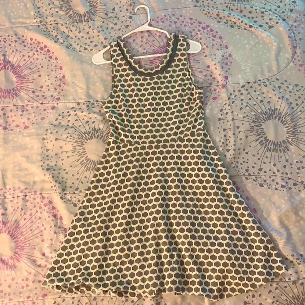 Pixley brand. Medium. Knee length (5’3”).
